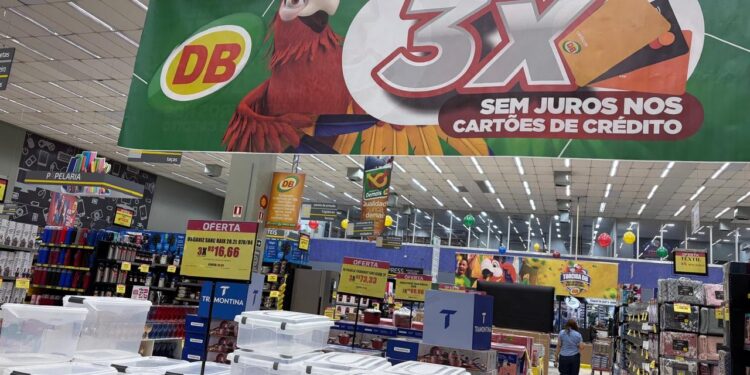 Grupo DB firma parceria com Procon Manaus no Feirão Negocia Mulher