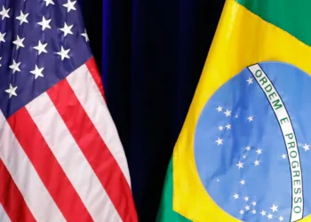 Brasil quer convencer EUA de que acordo seria melhor que taxar em 25%