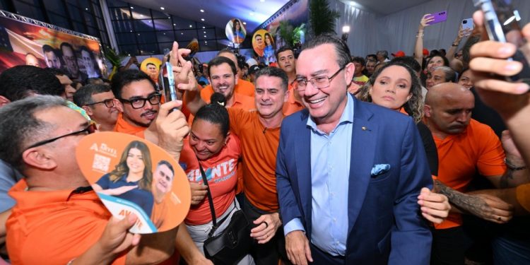 Em Manaus, pré-candidatura de Augusto Cury à Presidência destaca saúde mental e redução da polarização política