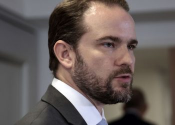 Novo Desenrola já beneficiou 6 milhões de pessoas, diz Dario Durigan