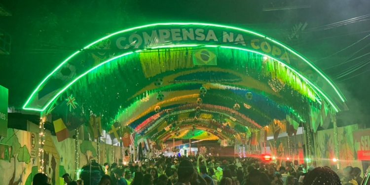 ‘Rua da Copa’ da Compensa é inaugurada com festa e decoração produzida com materiais recicláveis